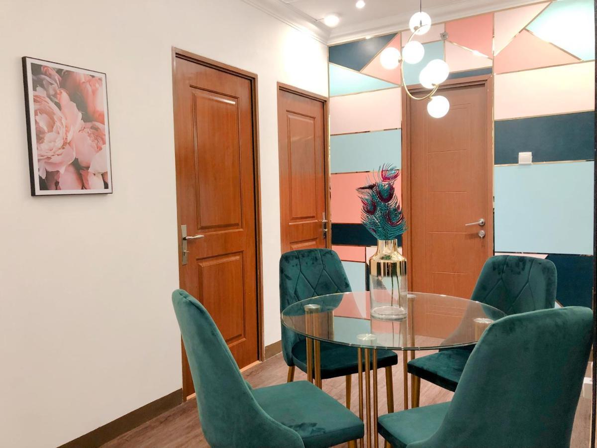 Youre At - Grand Setiabudhi Apartment Bandung Buitenkant foto