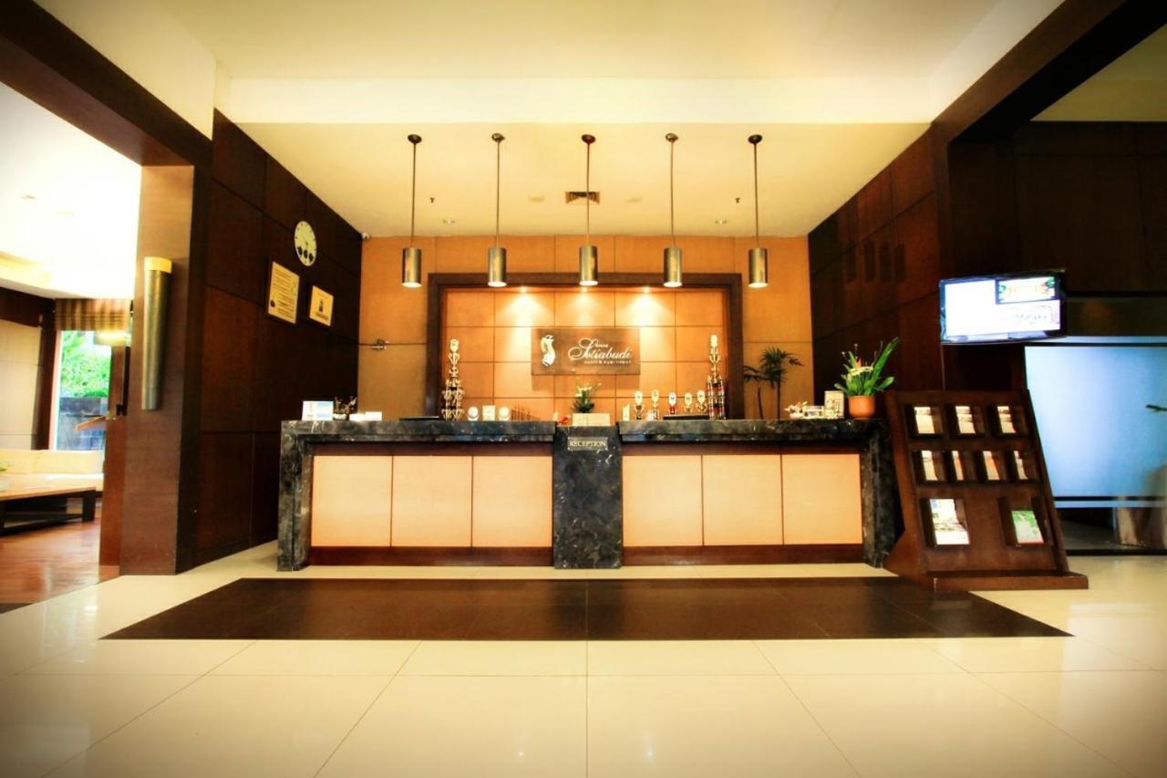 Youre At - Grand Setiabudhi Apartment Bandung Buitenkant foto